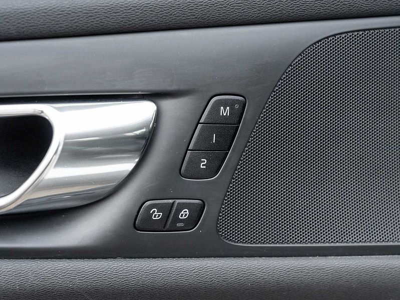 Volvo  T5 AWD  CPO INTEREST fr 3.24%*  WAGON  NEW BRAKES