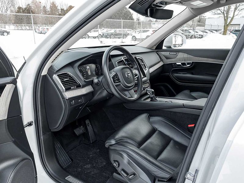 Volvo  AWD INSCRIPTION-HARMAN KARDON-CPO RATE fr 3.24%*