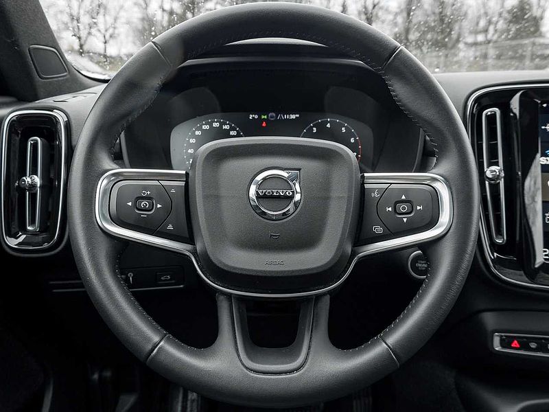Volvo  T5 AWD Momentum CPO RATE fr 3.24%** PREMIUM PACK